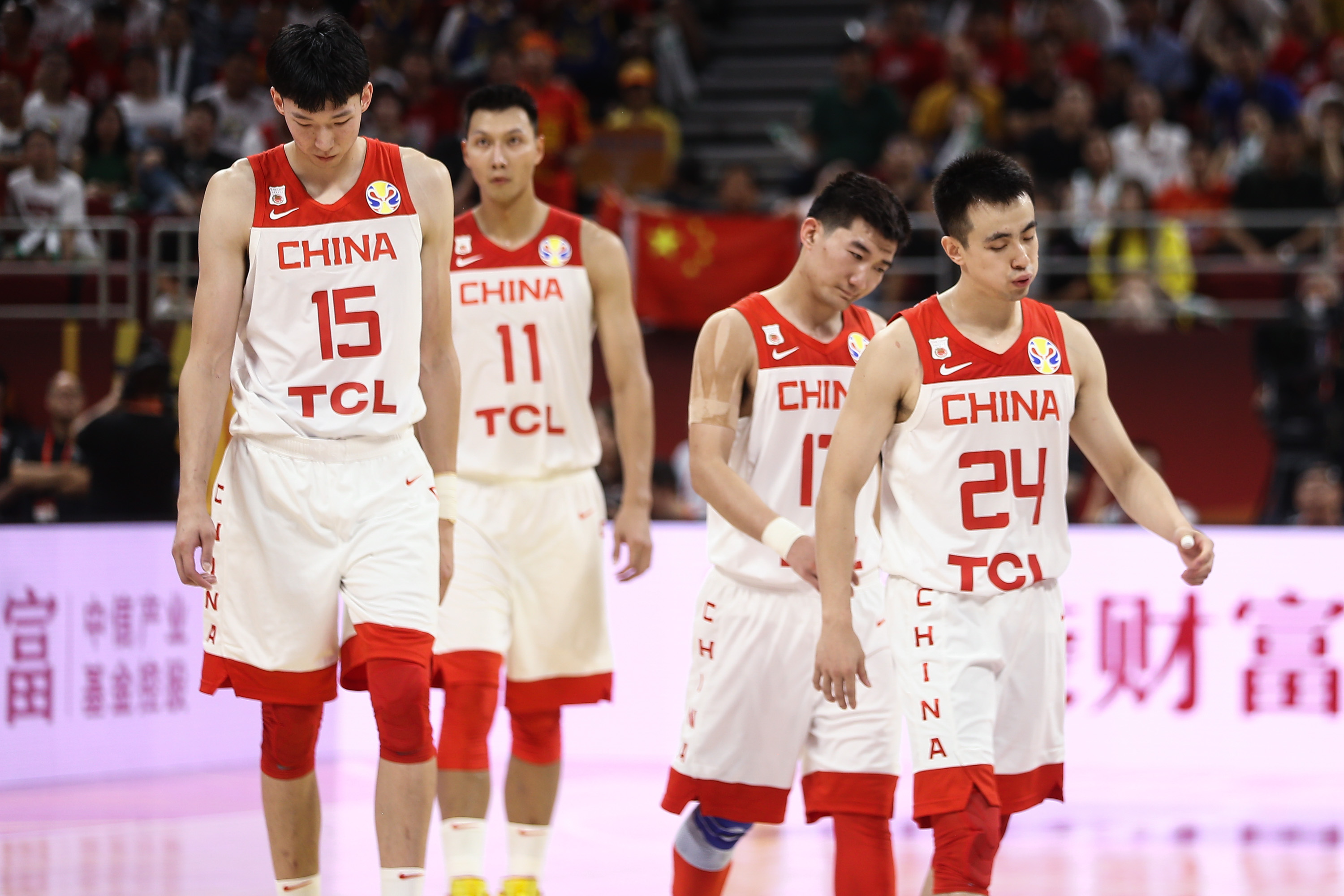 中国男篮继续消除不良影响。