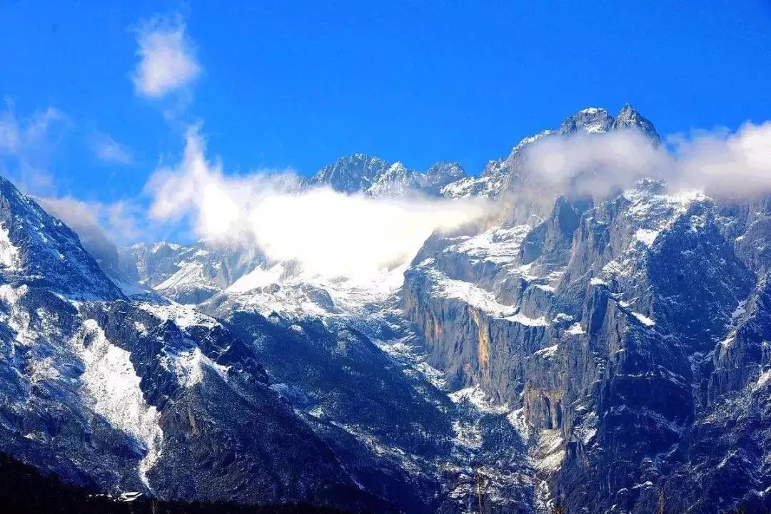 各个景色的玉龙雪山