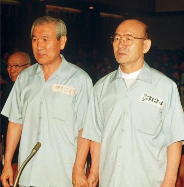 卢泰愚和全斗焕去世，朴槿惠和李明博还好吗？__凤凰网