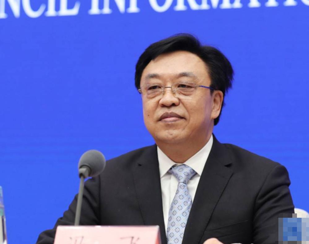 海南省新任省长冯飞亮相高端人才享受最高15的个人所得税