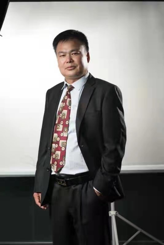 爱心书法家任力,任荣耀:用书香启迪智慧,让翰墨润泽人生