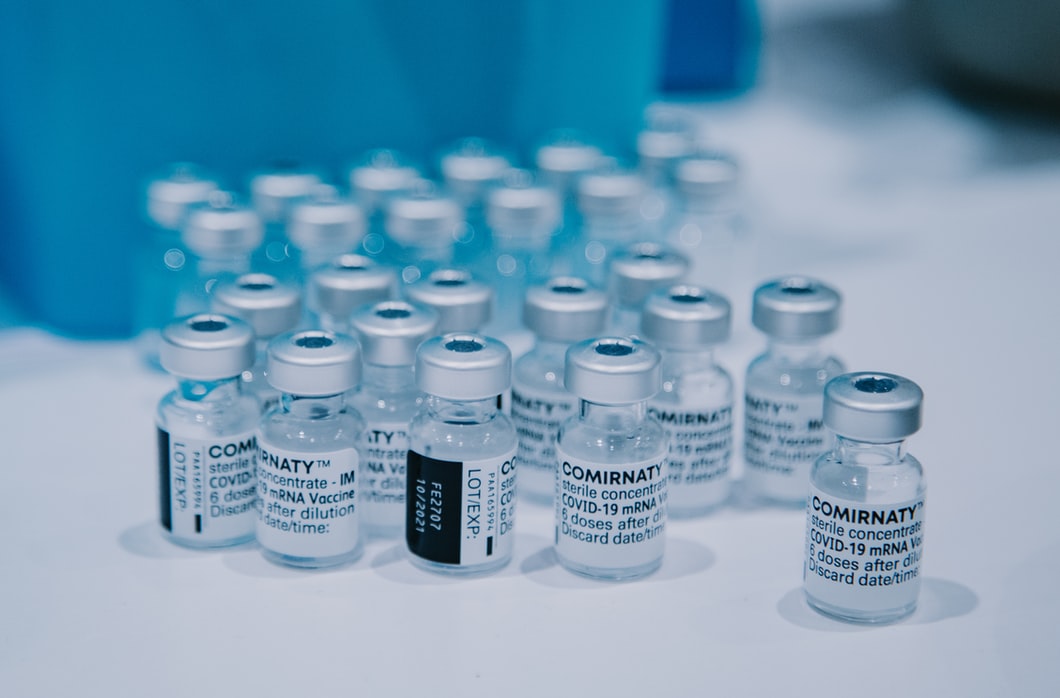 史上最畅销药将诞生辉瑞新冠疫苗预计年销售335亿美元计划8月提交加强