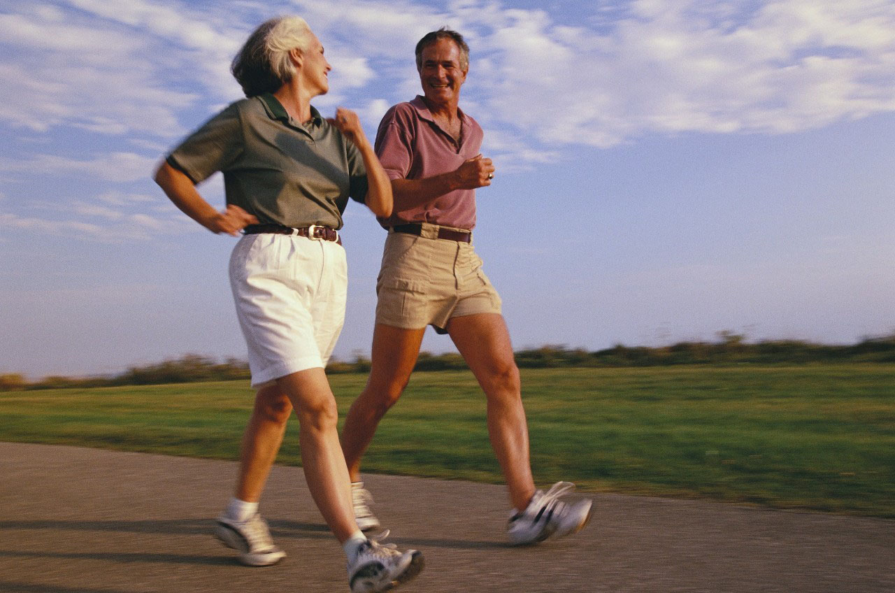 通过走路,可以激发人体内部活力,补正气,增强免疫力.