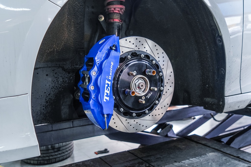 改装案例 | 本田十代雅阁改装tei racing p60es街道性能刹车卡钳套