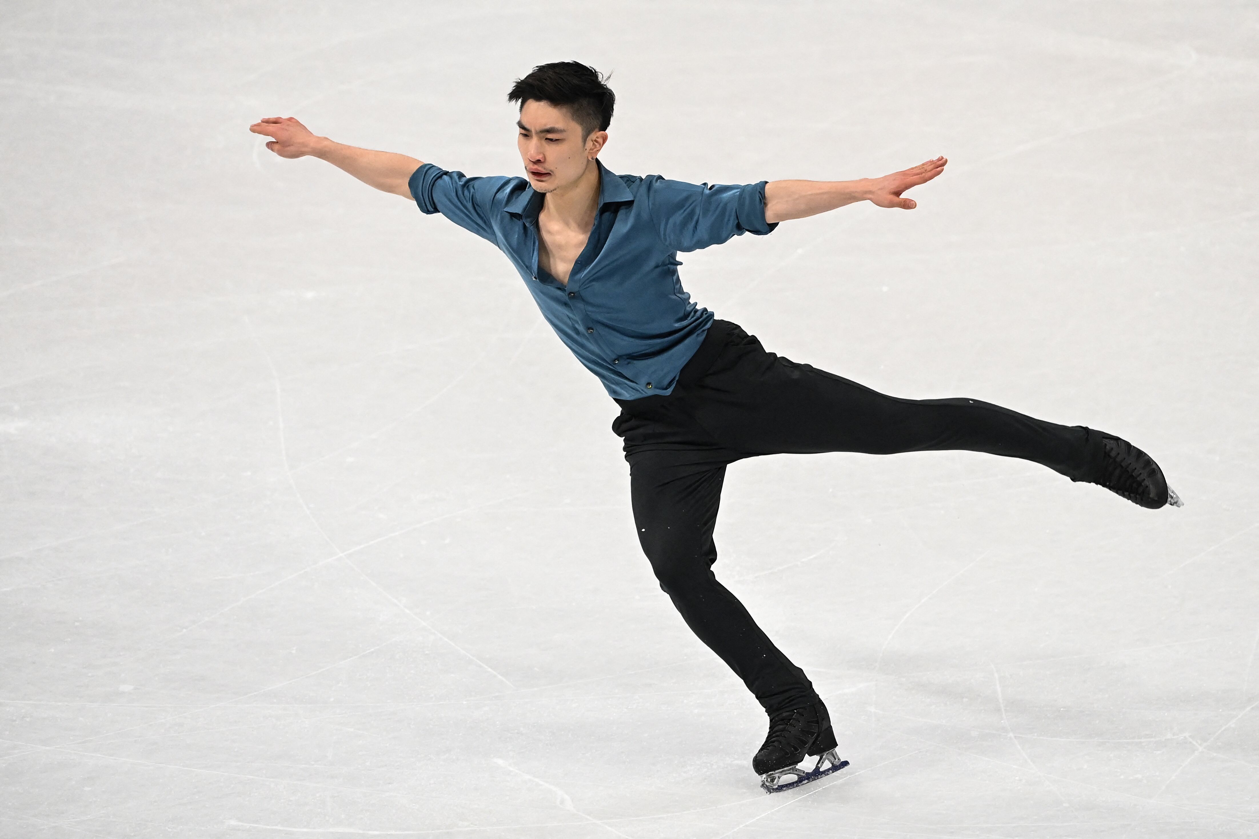 走近冬奥陈巍5个四周跳夺花滑世锦赛三连冠羽生结弦获铜牌