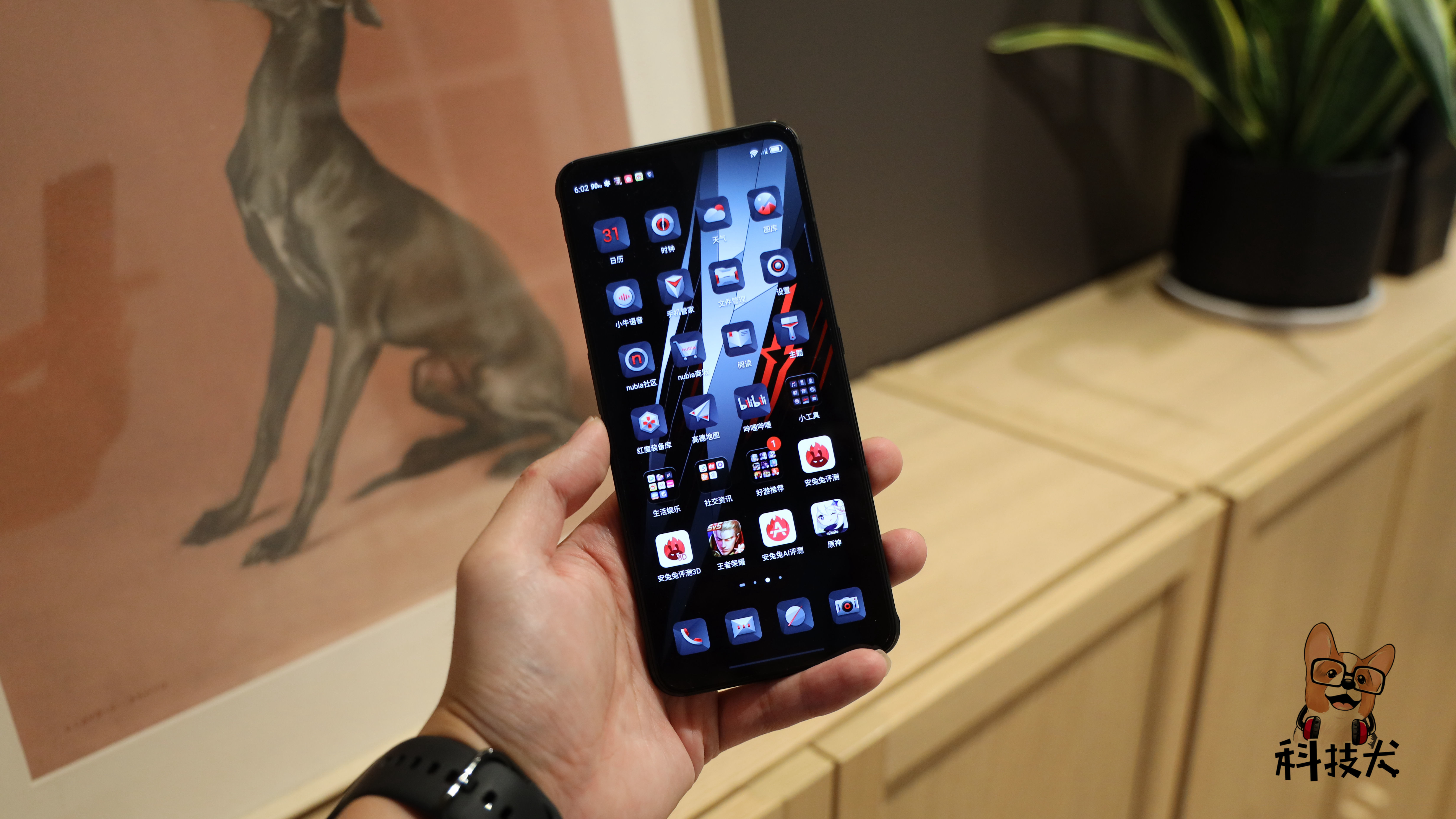 红魔6s pro氘锋透明版开箱:6项升级亮点 搭配航天级散热黑科技