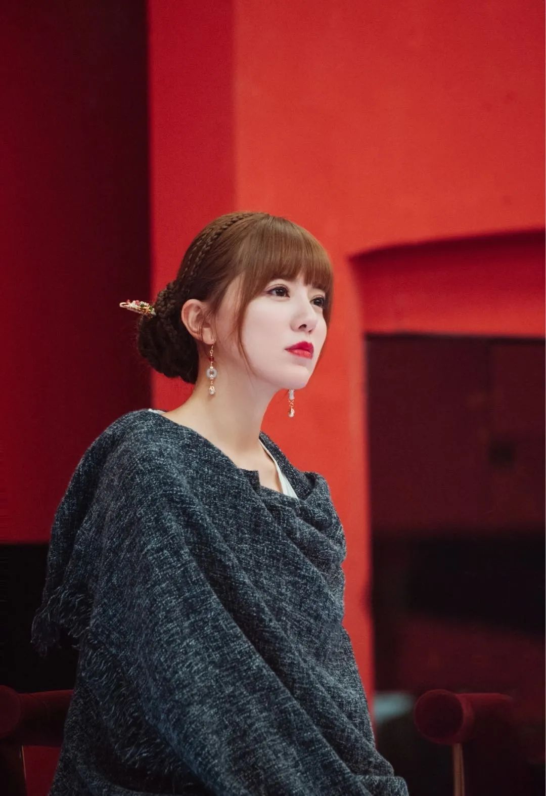 出尘绝艳./@乘风破浪的姐姐