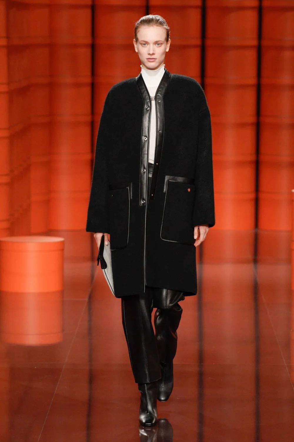 t型台用女人的服装说新时代女人的故事爱马仕yyds