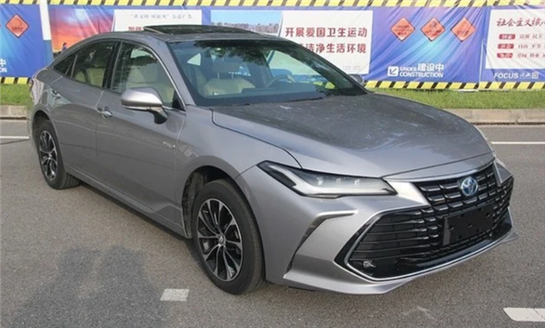 新款丰田亚洲龙申报:越来越像雷克萨斯