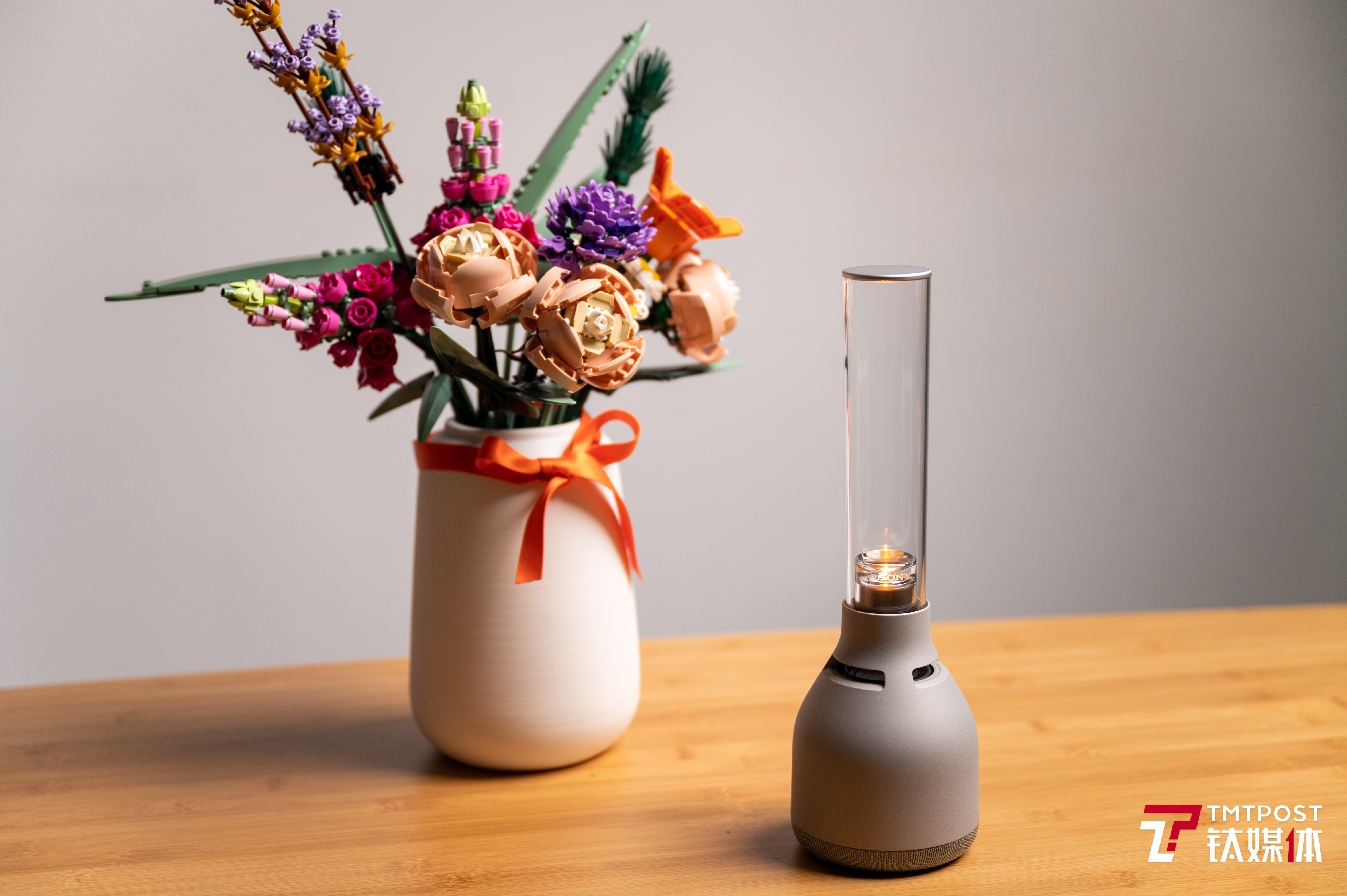 高清图片索尼晶雅音管lspx-s35年前,索尼开辟了一条全新的音频产品线