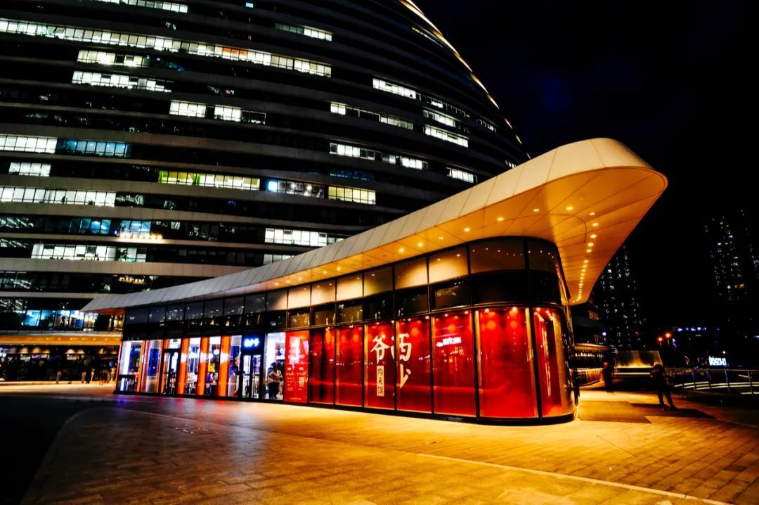 熟悉的西少爷，陌生的西少爷：七年磨一剑，单店收入比肩ShakeShack丨西少爷加盟电话