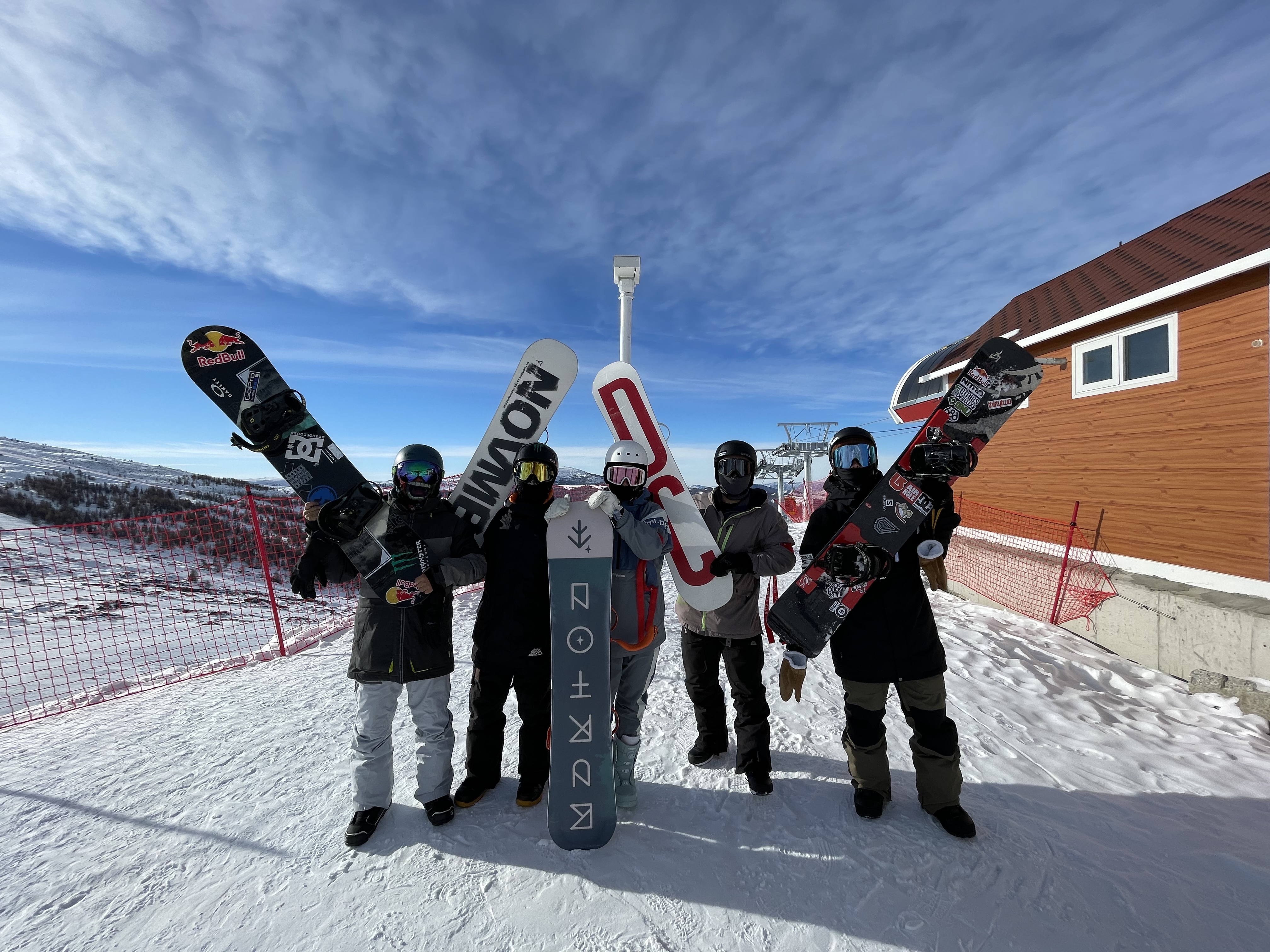 和新疆大部分雪场一样,可可托海的玩家也主要是单板客 富蕴旅投 供图