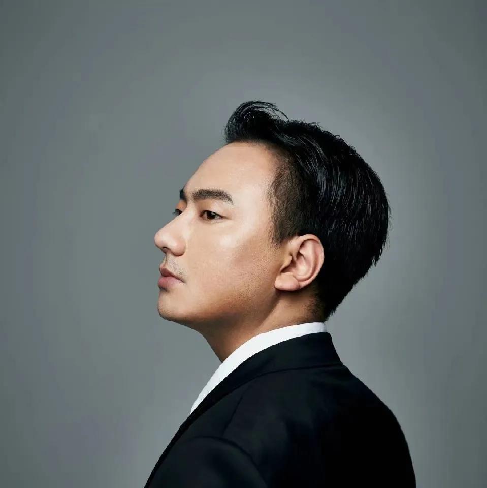 海来阿木成年度大赢家,获由你音乐榜年度十大原创歌手__凤凰网