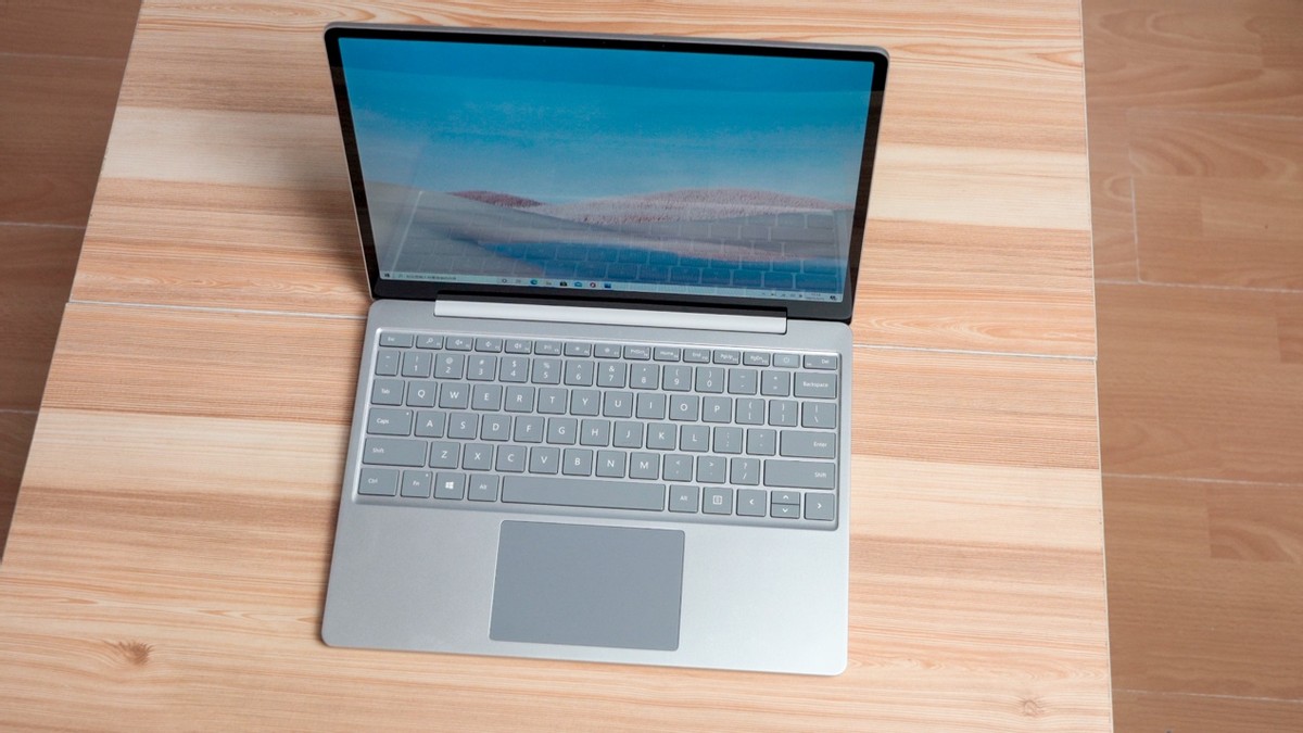 1kg的小可爱微软surface laptop go,旅途中的生产力工具__凤凰网