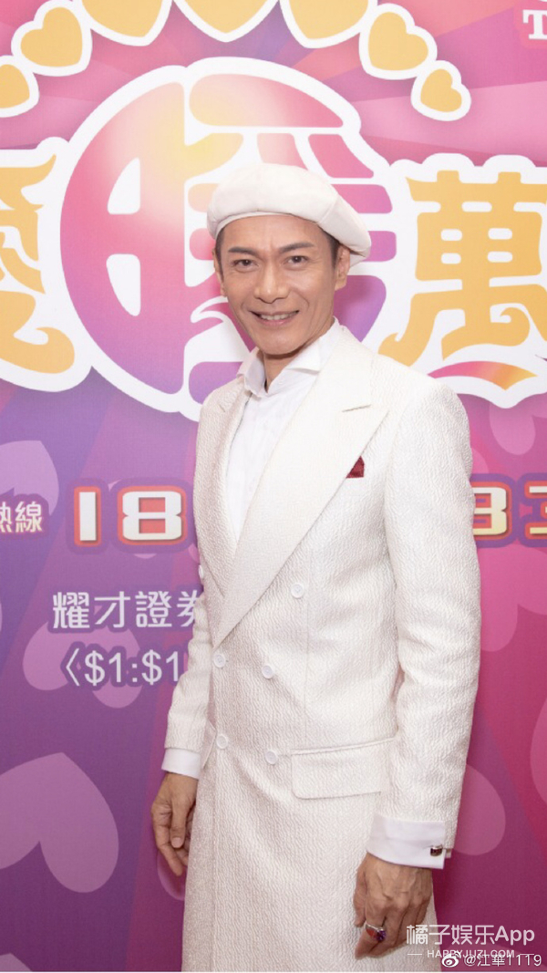 有tvb" 江湖大嫂 "之称的蒋祖曼,带着老公孩子摆起了地摊▽(cr@娱刺