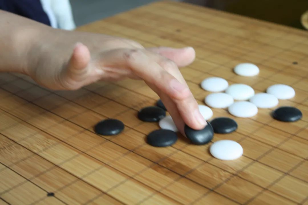 圍棋智慧 | 黑白演繹如世事,紋枰對弈悟人生