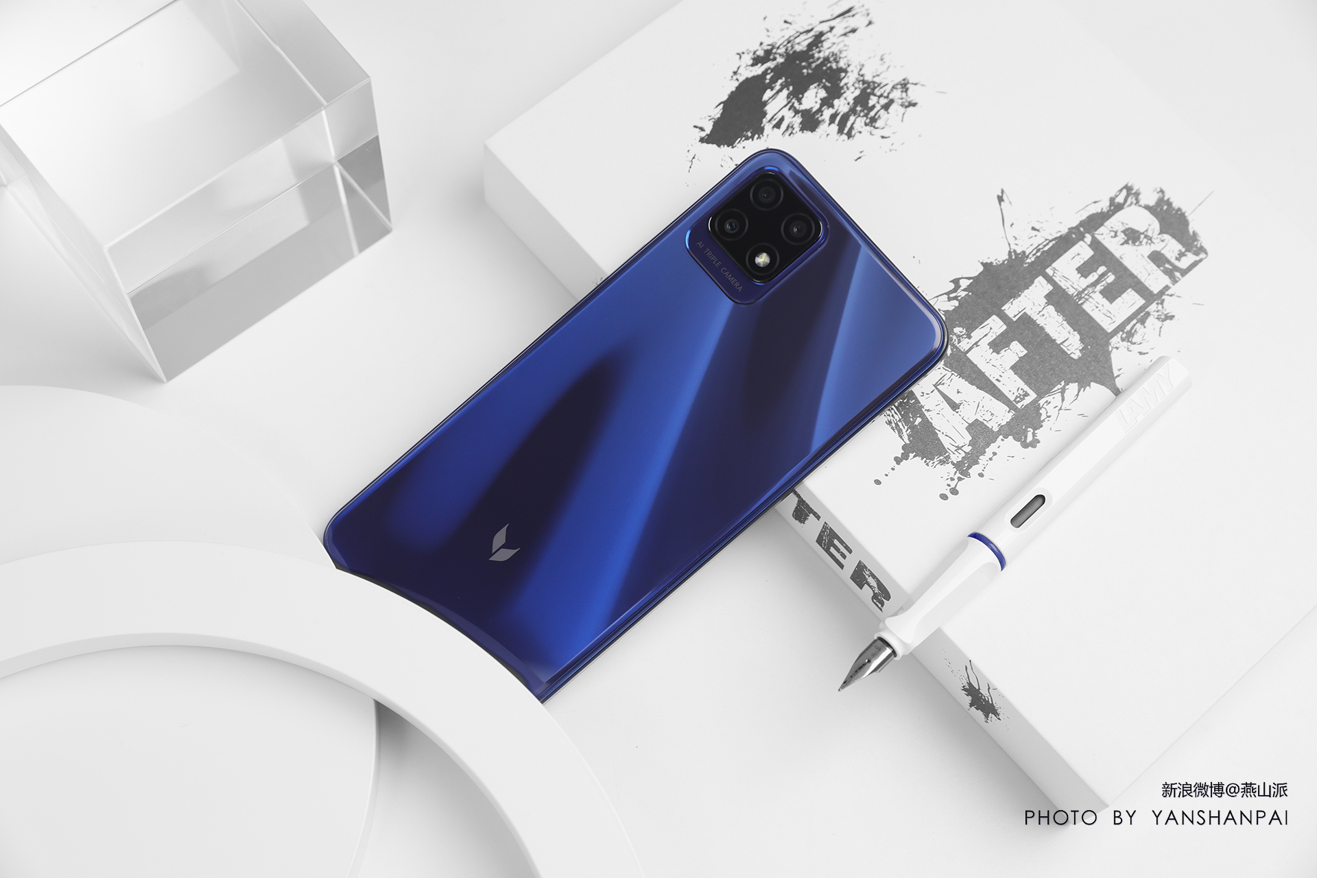 九年十代,无畏生长,续航够任性!高清图说麦芒10 se 5g