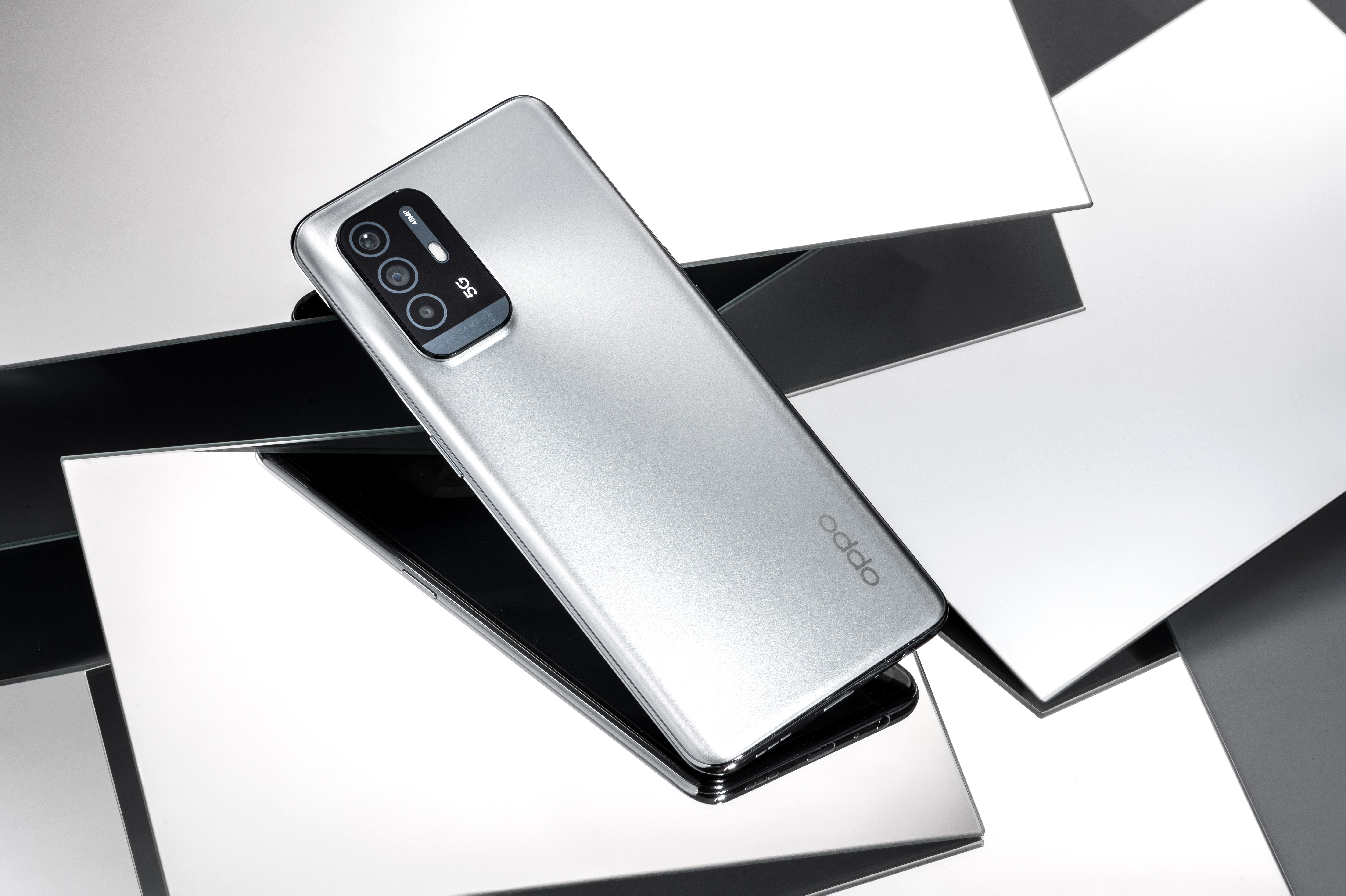 oppo a95图赏:轻薄时尚机身之下,处处藏满了惊喜