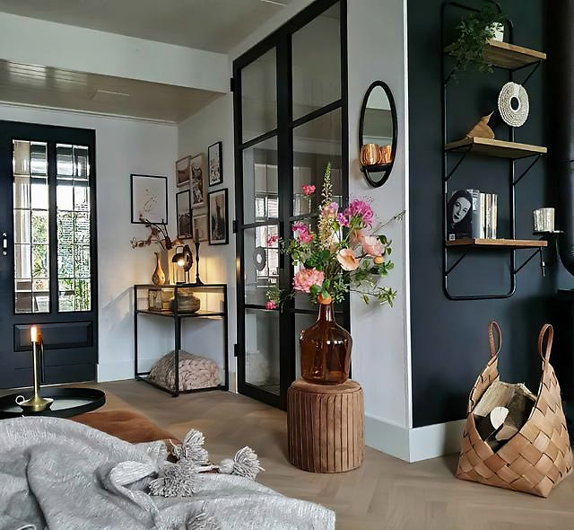 她家虽是北欧风 但处处能感受到色彩的魅力 美 就是这么简单 凤凰网