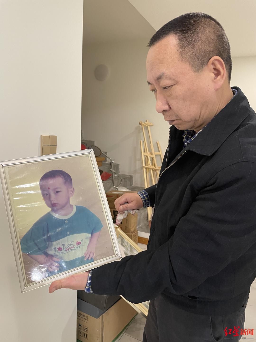 罗军仍难走出丧子的悲痛