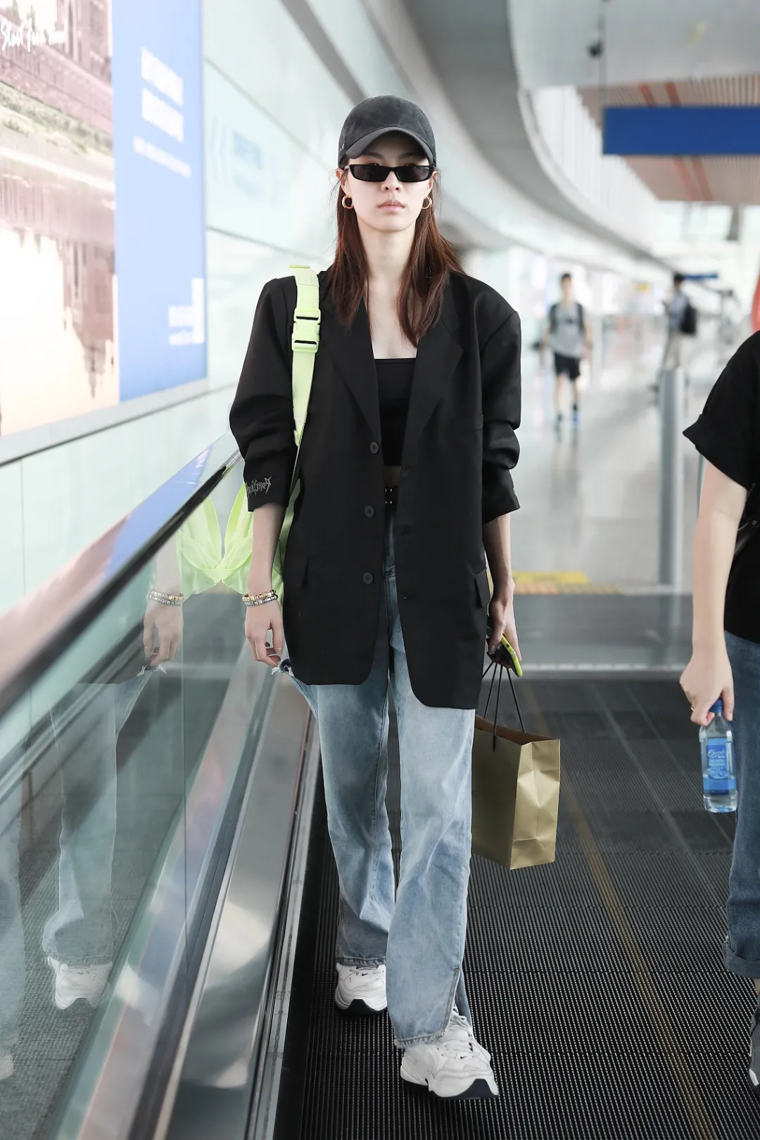 这位钟小姐也很会穿!钟楚曦街拍珍藏版