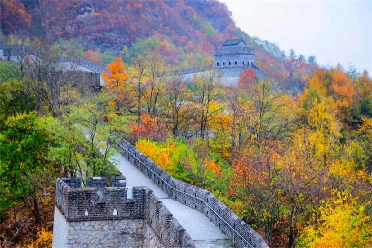 硝烟散尽复登临,江山依旧美如斯~丹东虎山长城