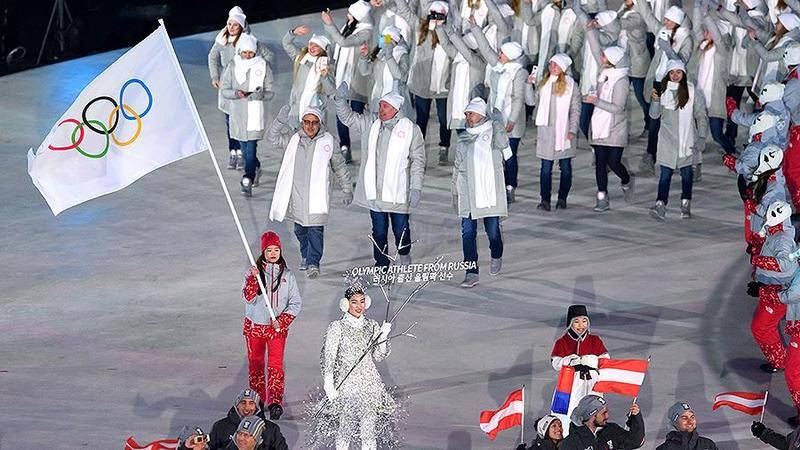 2018 年平昌冬奥会上,俄罗斯运动员只能身着灰色队服.图片:iz.ru