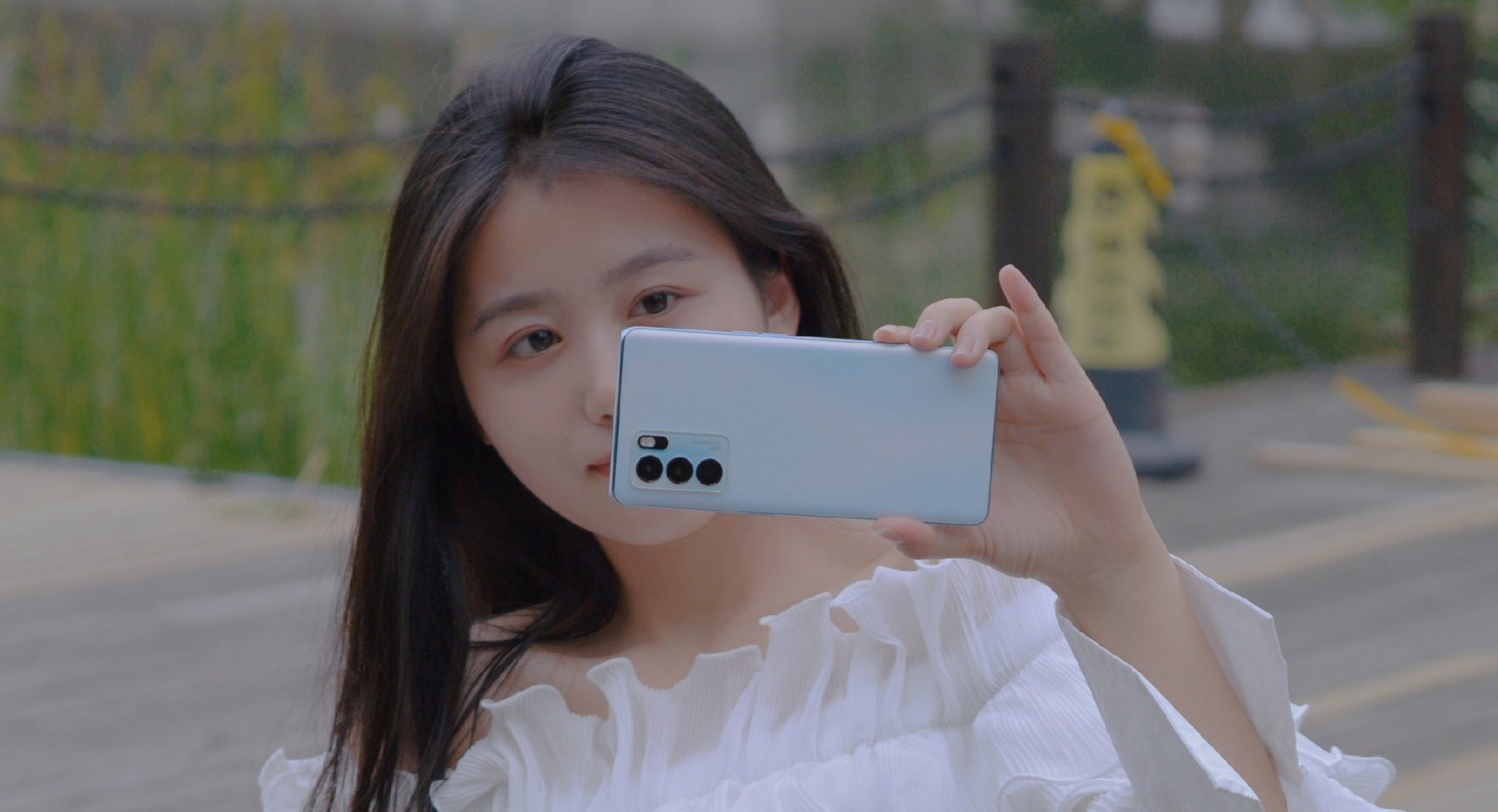 小姐姐想要游戏手机?而我"使坏"给推荐oppo reno6