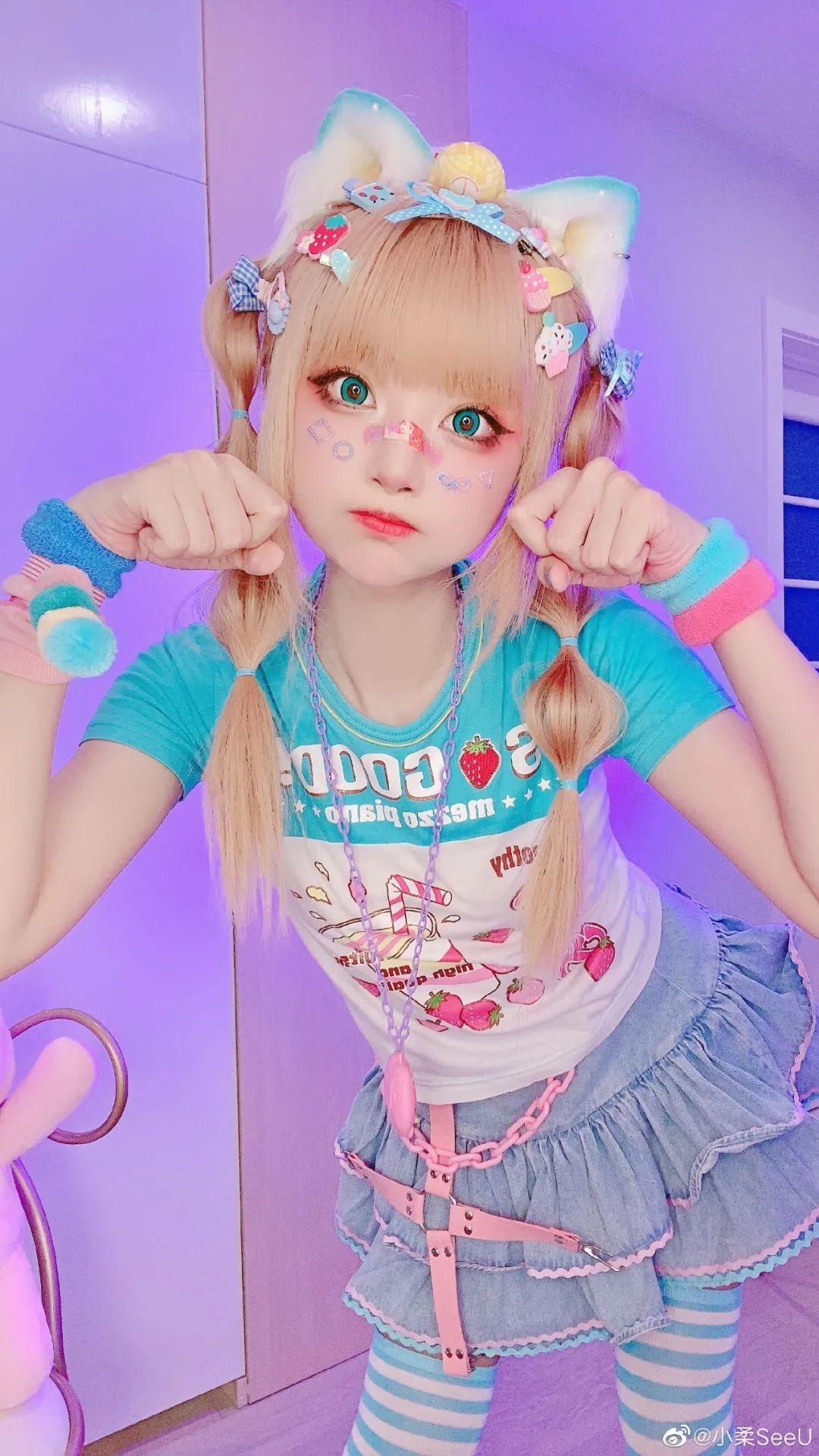 全网cos迪士尼公主最出神入化的美少女,被30万人追着骂