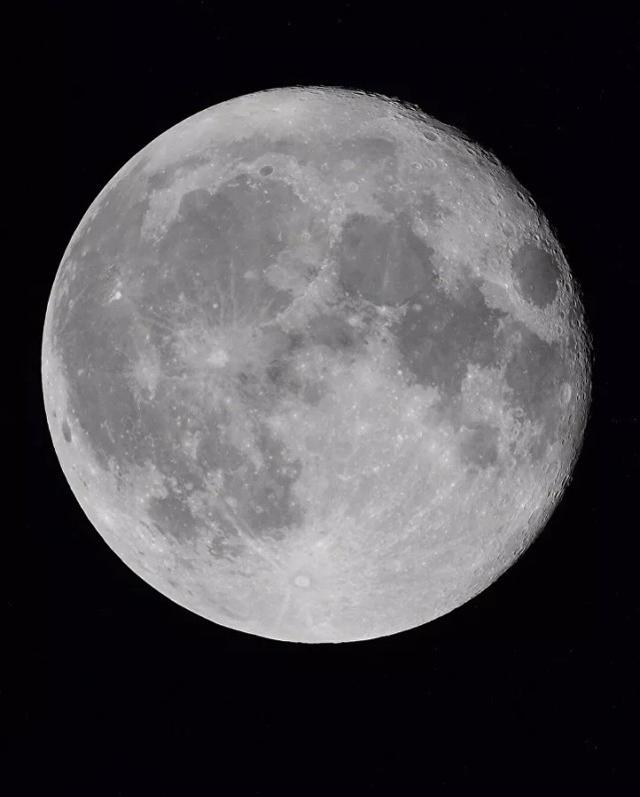 月球 图源：俄联邦航天局