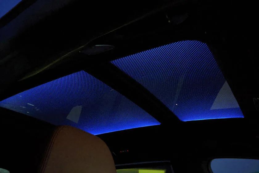 ​生活需要一些仪式感,开宝马也是!__凤凰网