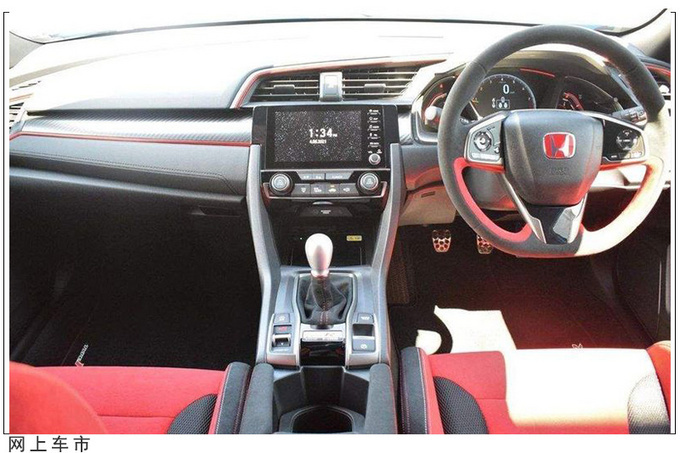 配大尺寸尾翼翻毛皮内饰搭20t本田思域typer实拍曝光