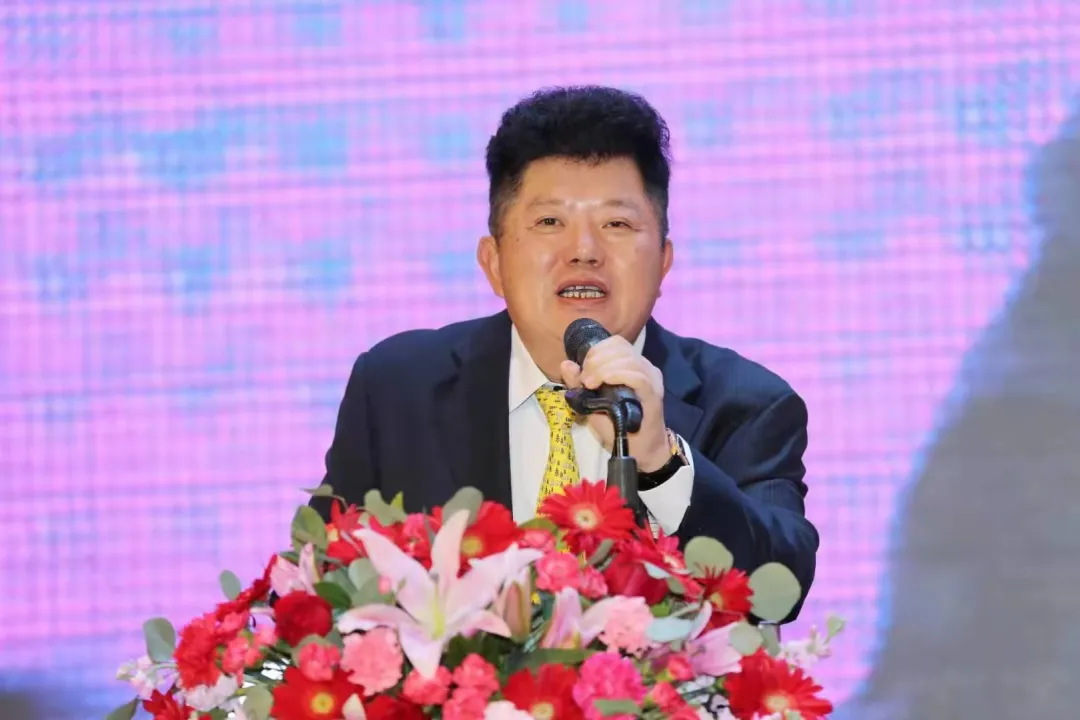 邹氏家族7位上榜__凤凰网