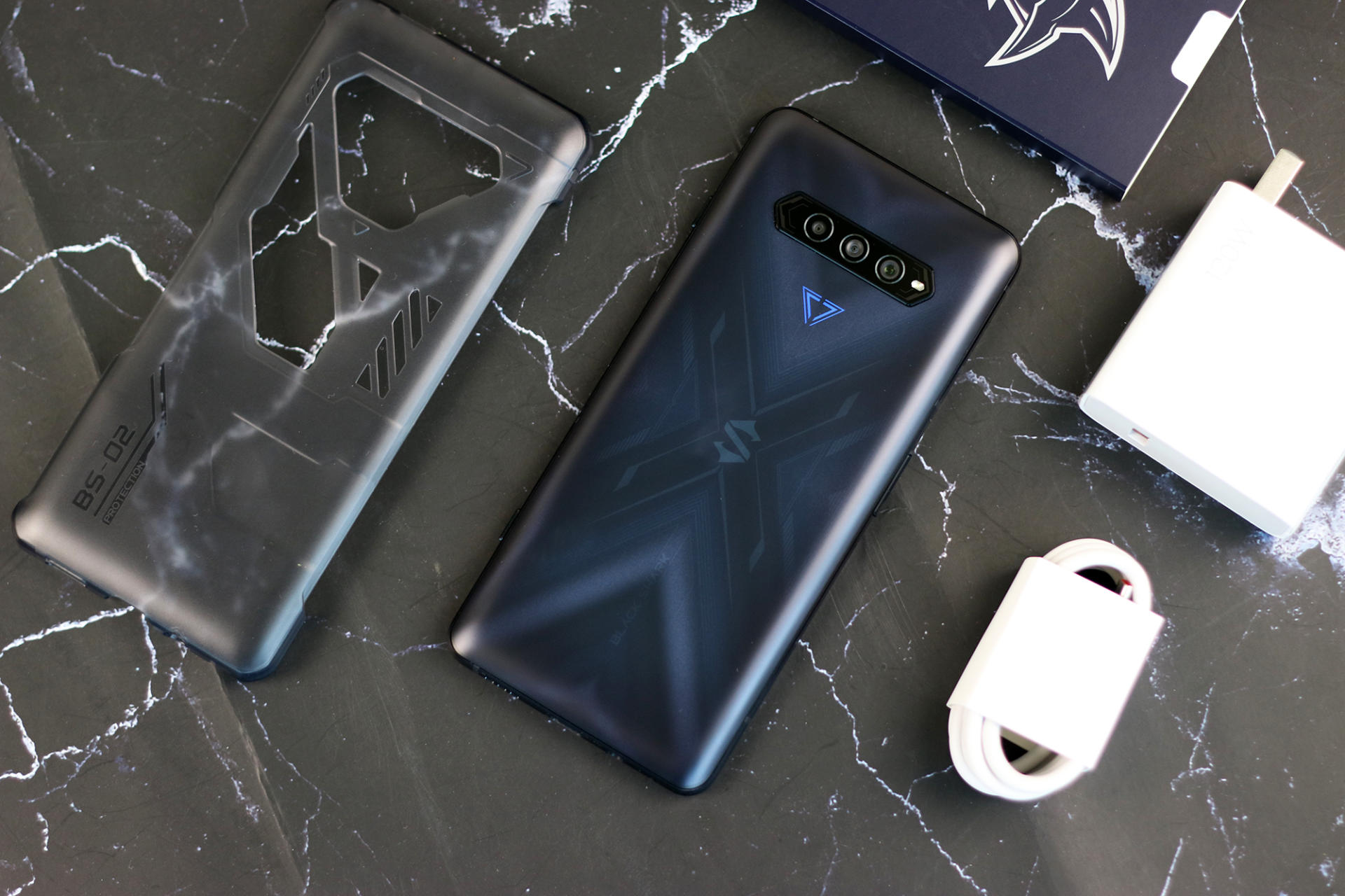 上手黑鲨4 pro:真正的游戏旗舰,更懂游戏玩家__凤凰网