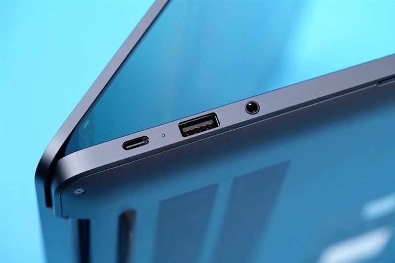 问鼎最强轻薄本宝座!小米笔记本Pro X15评测