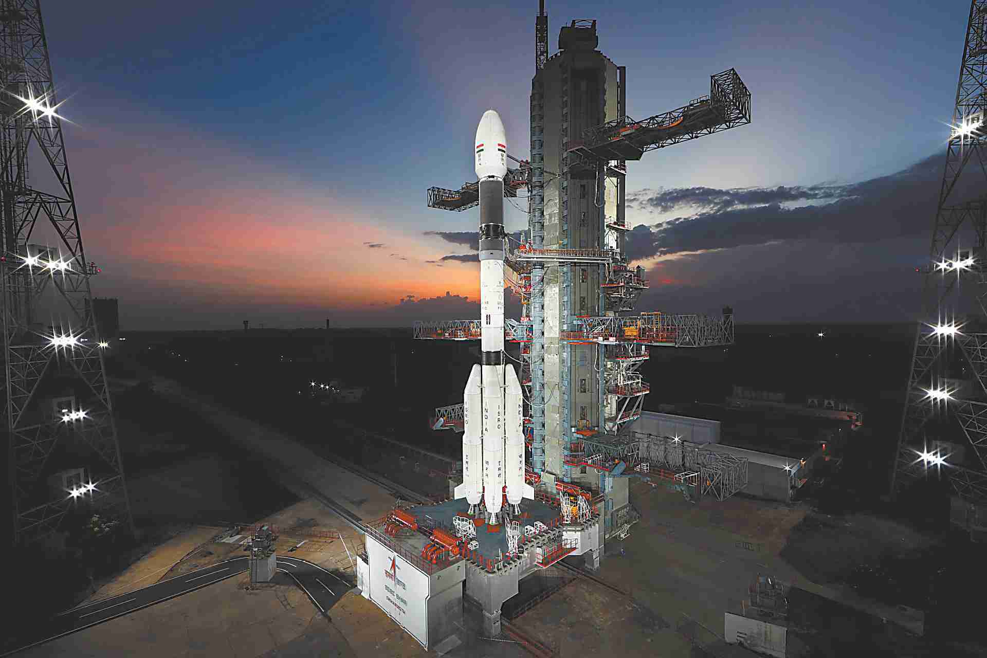 发射前的GSLV-F10 运载火箭。