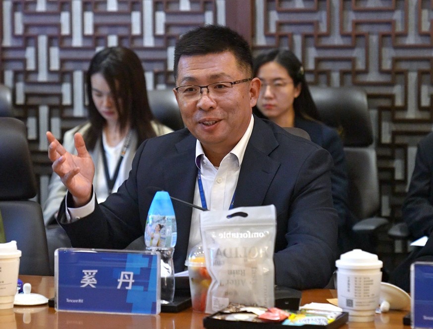 奚丹表示,腾讯将服务人才培养,服务教育事业作为可持续社会价值创新的