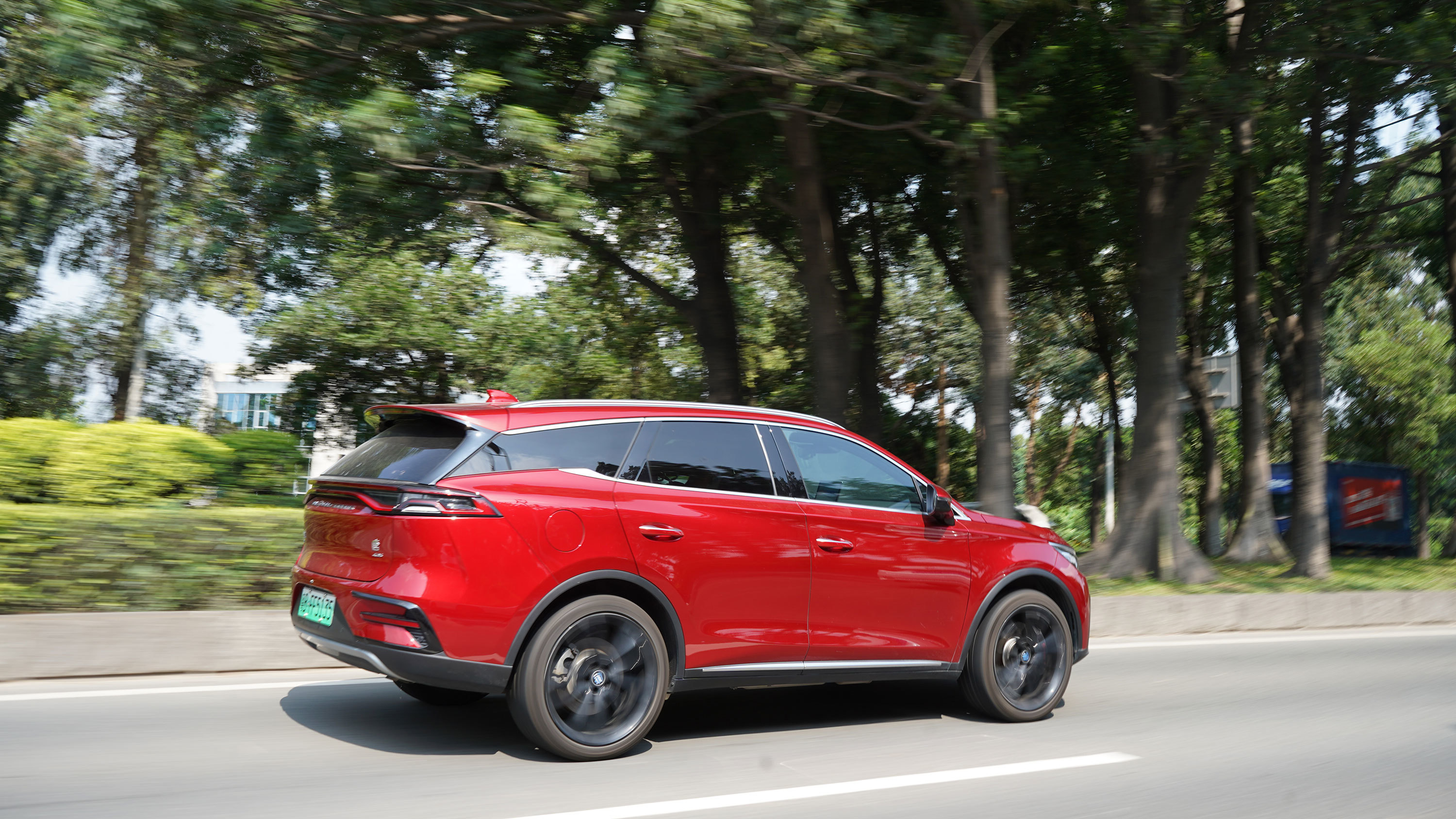 深度试驾比亚迪唐dm:花28万元买它,值吗?