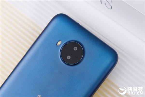 699元两天一充!诺基亚C20 Plus图赏