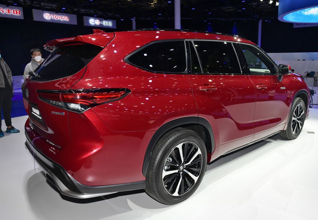 预售价28万元起丰田皇冠陆放将于8月16日下线