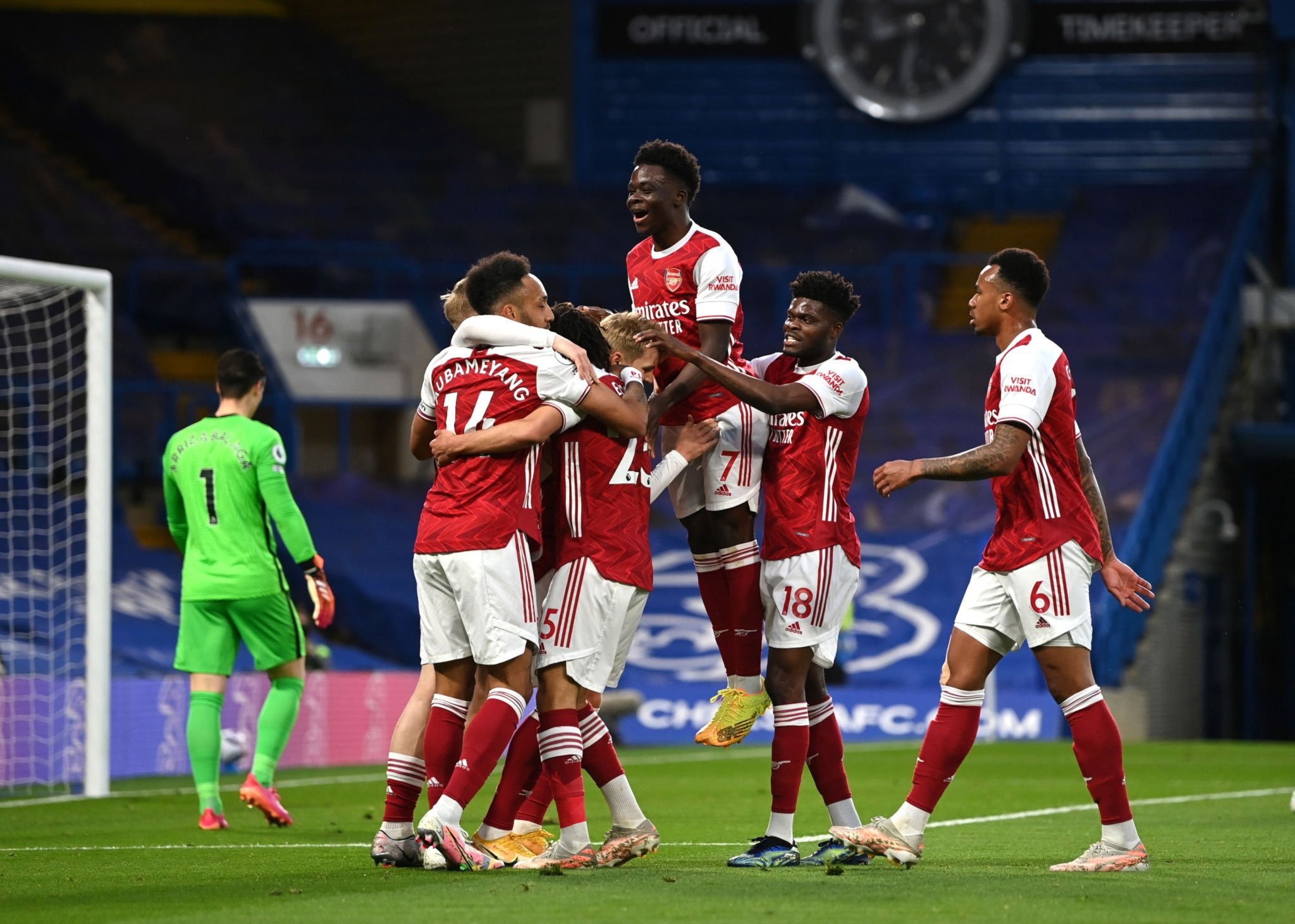 17年,阿森纳自2003-04赛季后首次联赛双杀切尔西