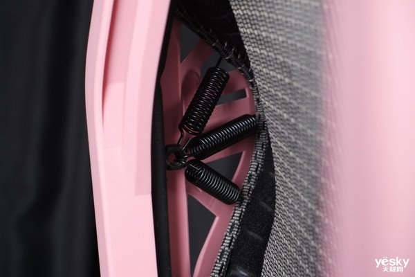 迪锐克斯DXRACER AIR女神定制款电竞网椅测评