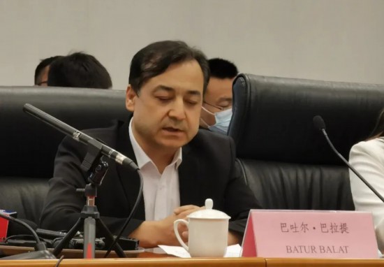 他们用亲身经历回击