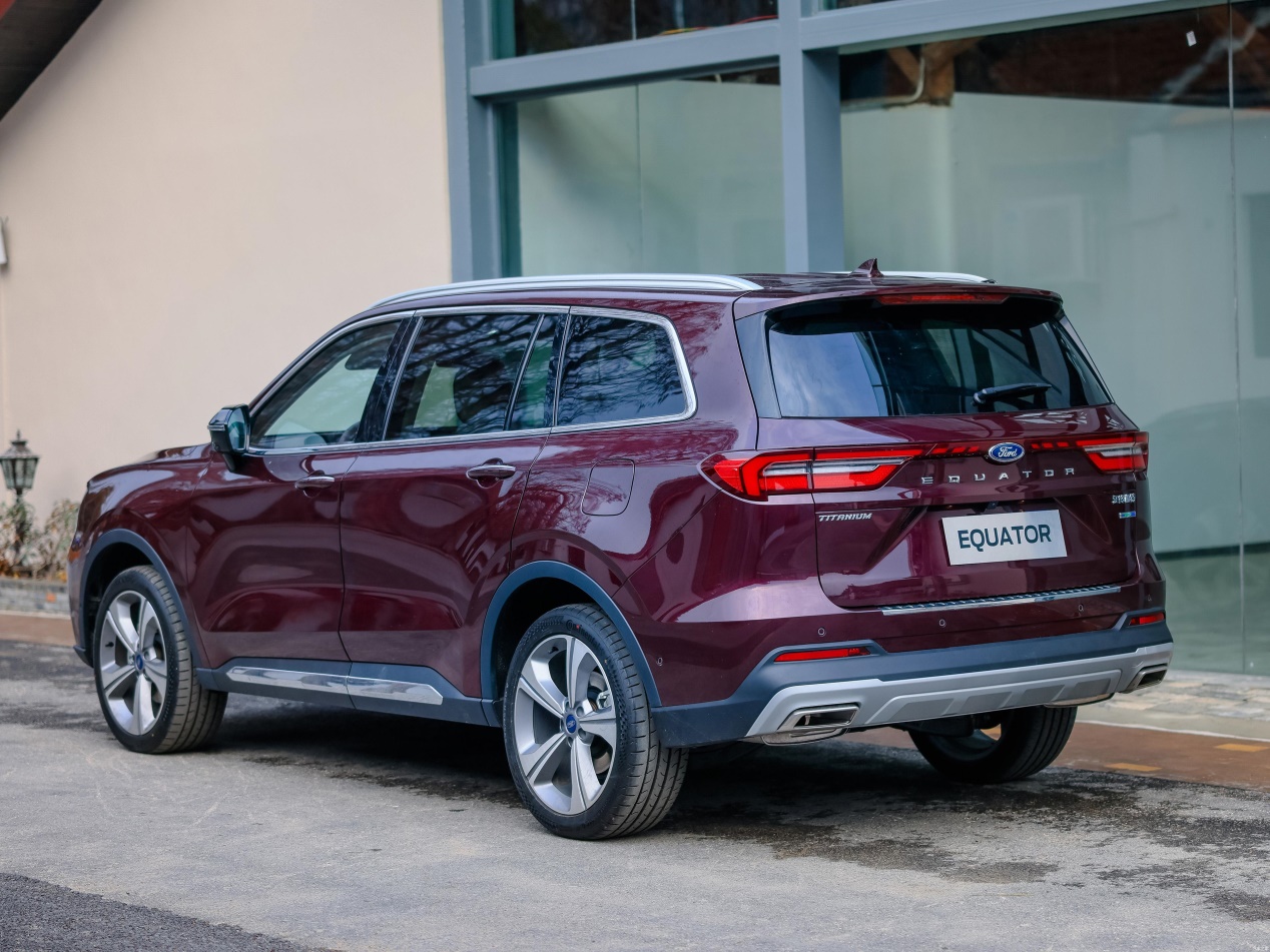 又一批七座suv来袭,实力非凡,看汉兰达还敢不敢再加价提车?