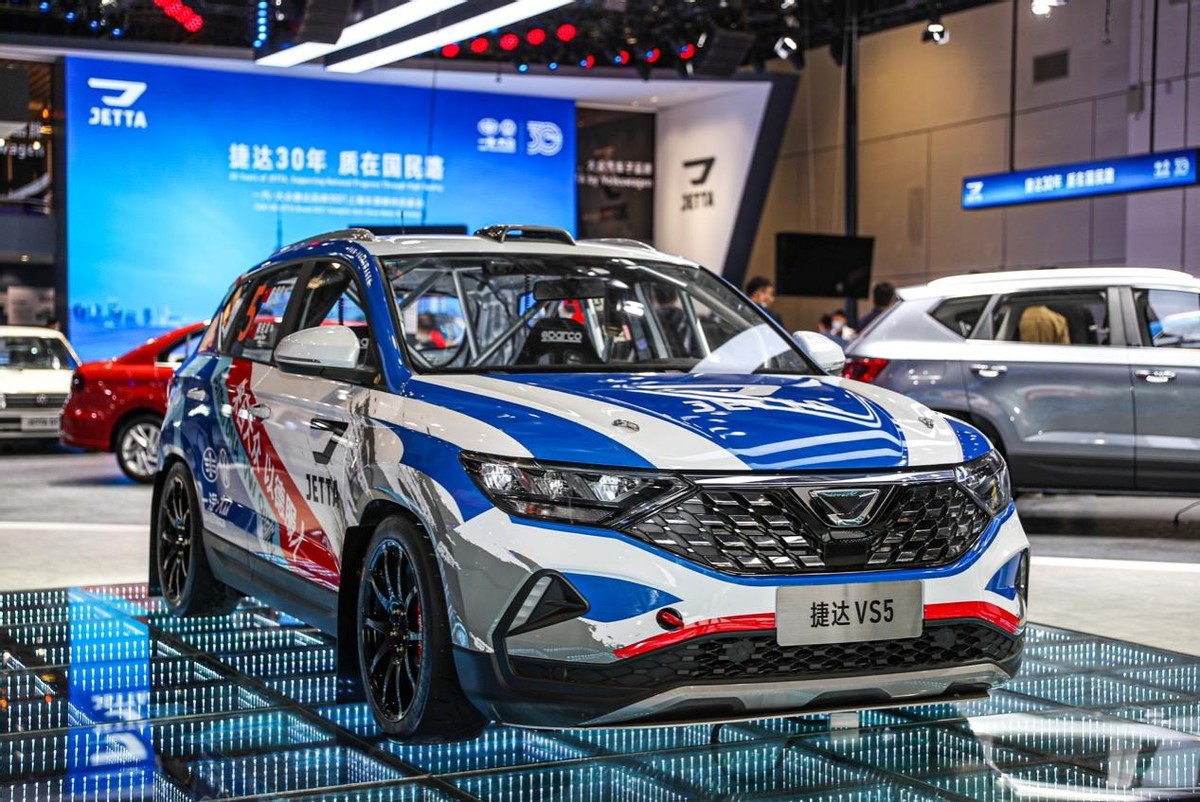 车展的重磅车型捷达vs7黑锋版惊艳亮相