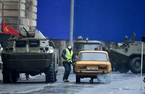 电影《俄罗斯方块》在格拉斯哥热拍 片场探班照曝光__凤凰网