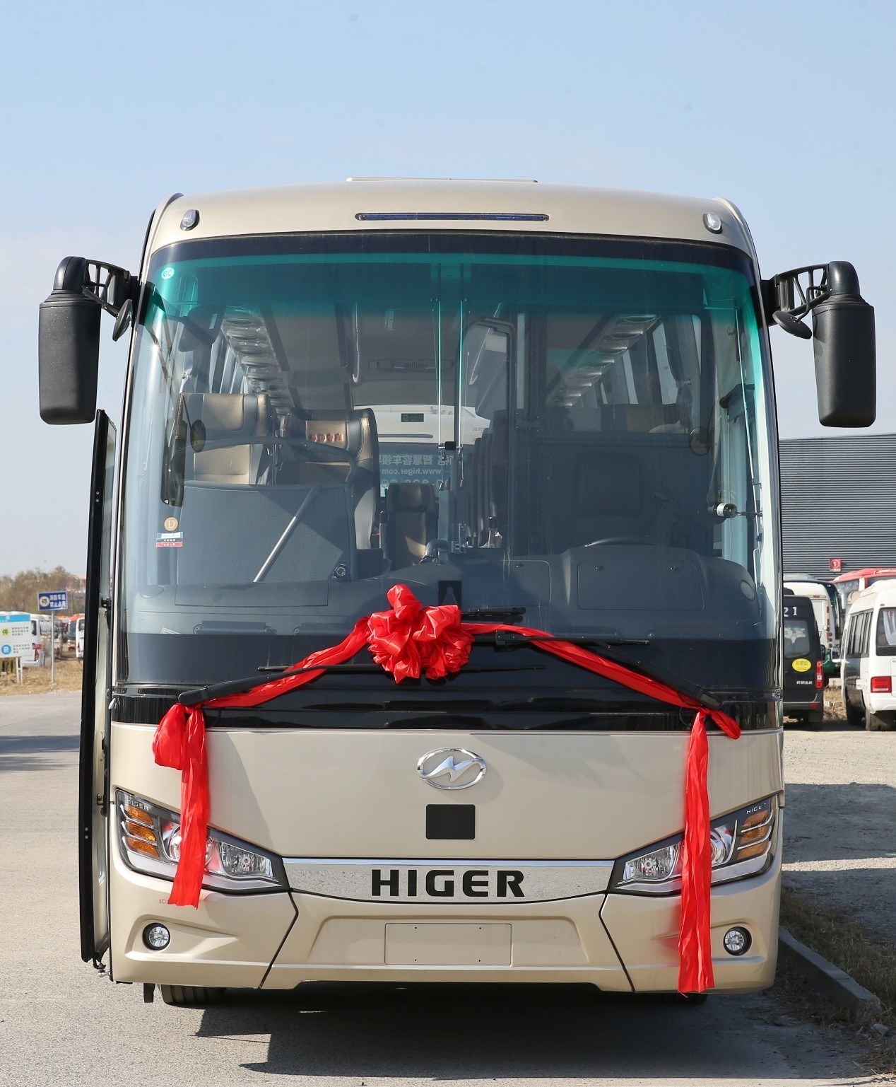 苏州金龙首批50辆纯电大巴上线!