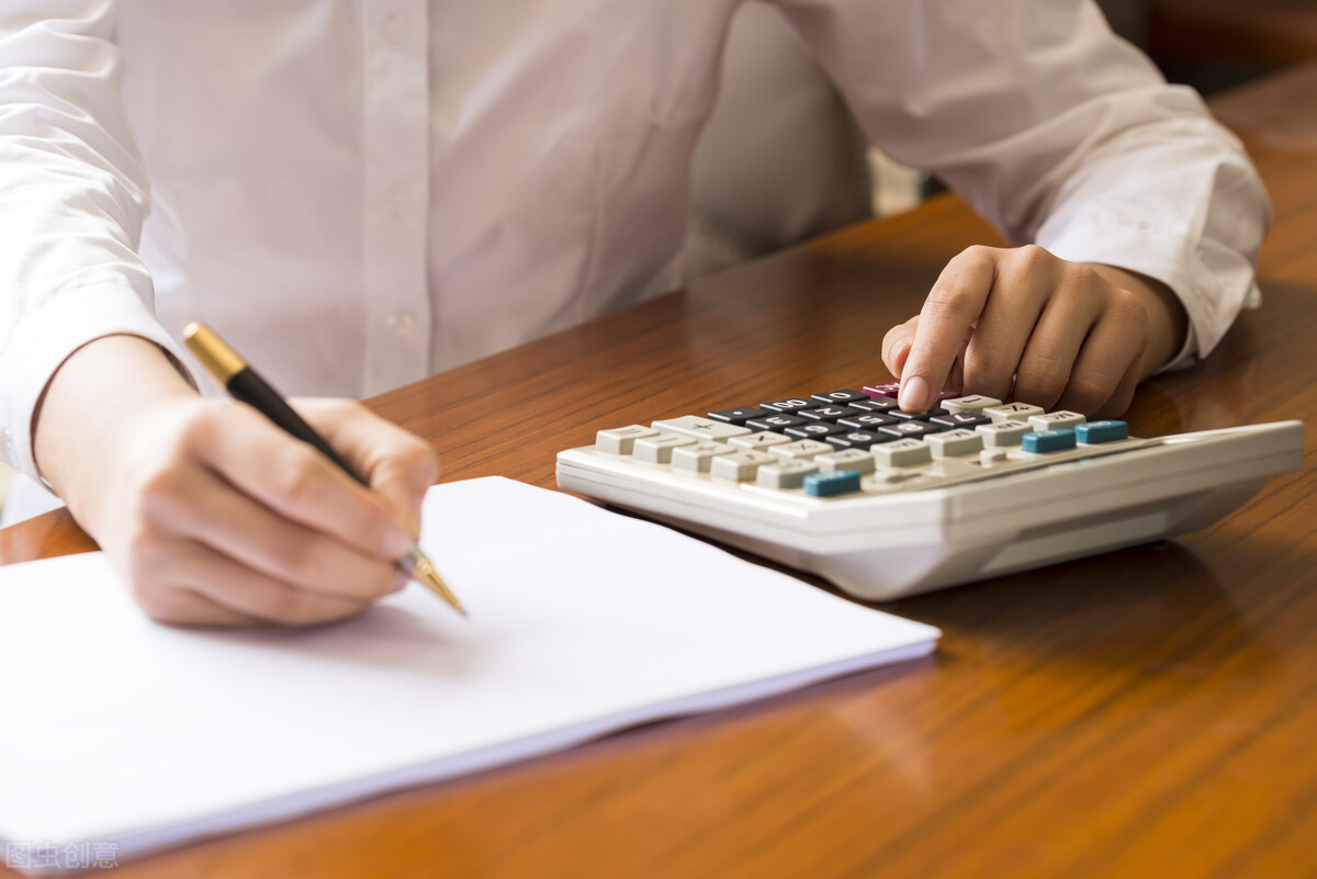 公司清算过程中,股东拒不交付清算材料,应当承担何种责任?