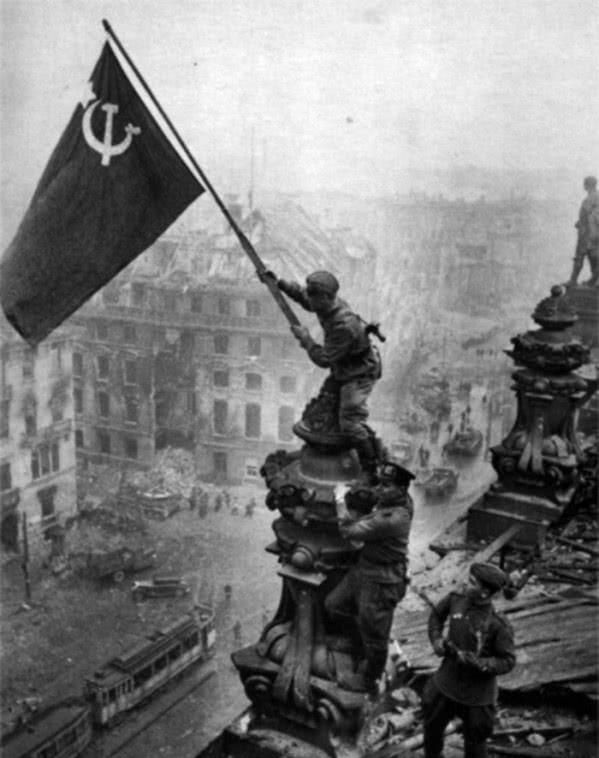 苏联国旗 国会大厦图片