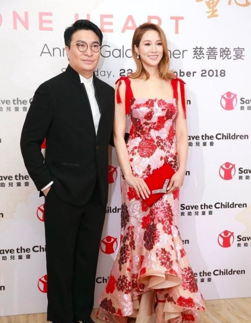 PicsArt_09-16-09.14.07